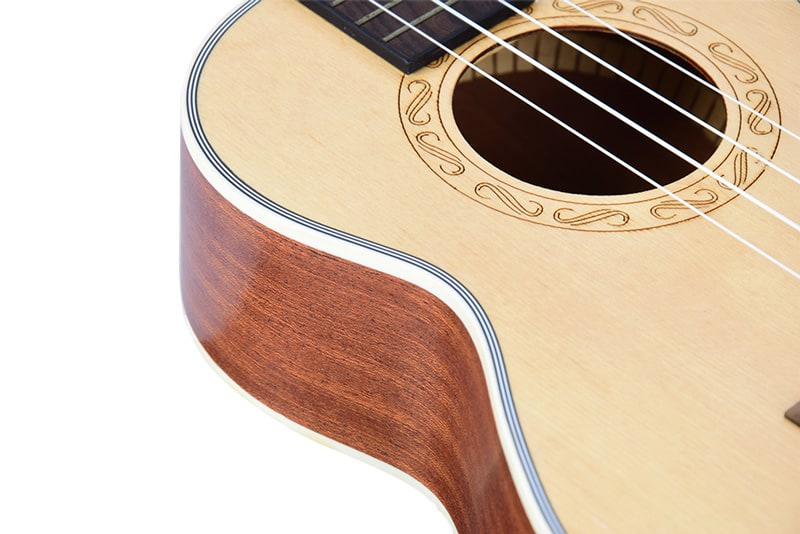 יוקללה סופרן QUEEN UK210-21