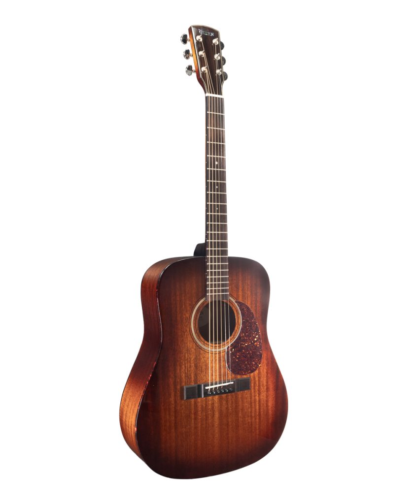 גיטרה אקוסטית – עץ מלא Queen B800
