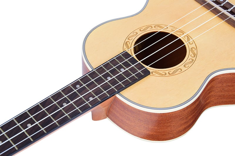 יוקללה סופרן QUEEN UK210-21